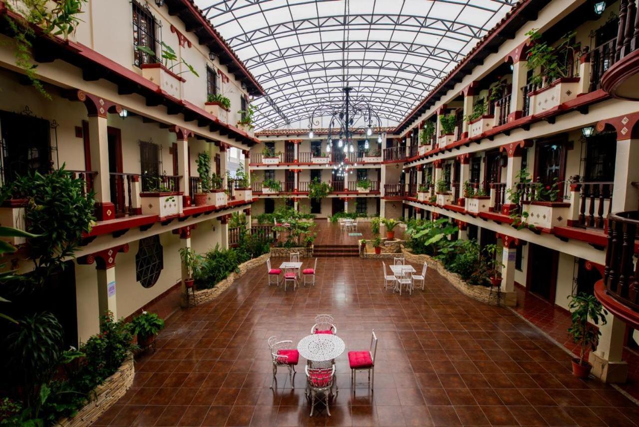 Hotel D'Monica San Cristobal de las Casas Exterior photo