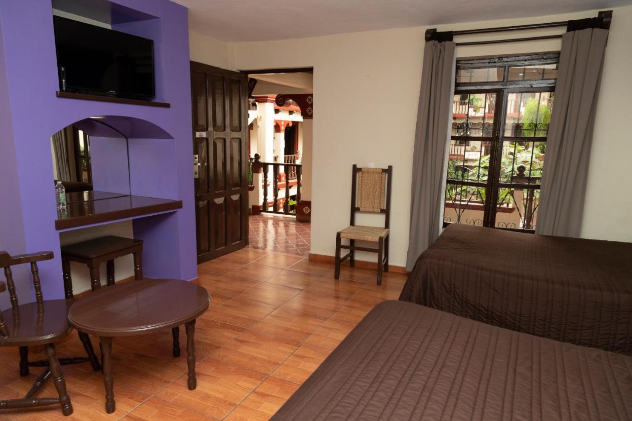 Hotel D'Monica San Cristobal de las Casas Exterior photo